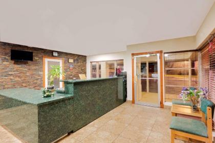 Travelodge by Wyndham Ozona - image 10