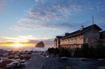 Headlands Pacific City