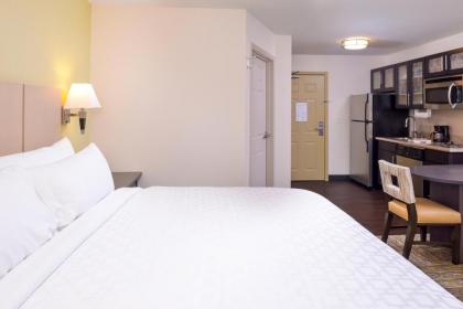 Candlewood Suites Paducah an IHG Hotel - image 10