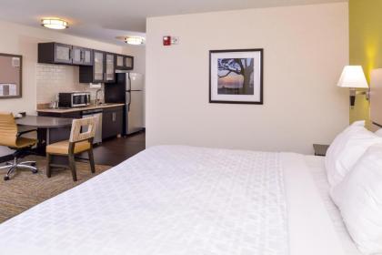 Candlewood Suites Paducah an IHG Hotel - image 11