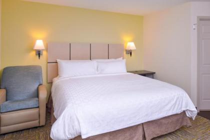 Candlewood Suites Paducah an IHG Hotel - image 12