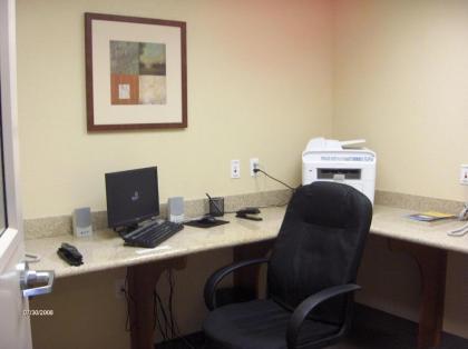 Candlewood Suites Paducah an IHG Hotel - image 7