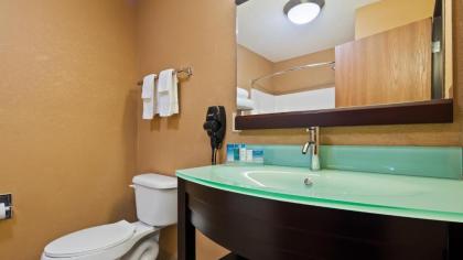 Best Western Paducah Inn - image 9