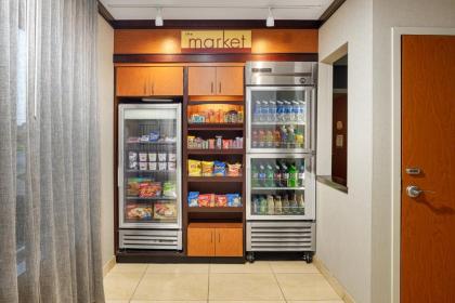 Fairfield Inn and Suites Paducah - image 11