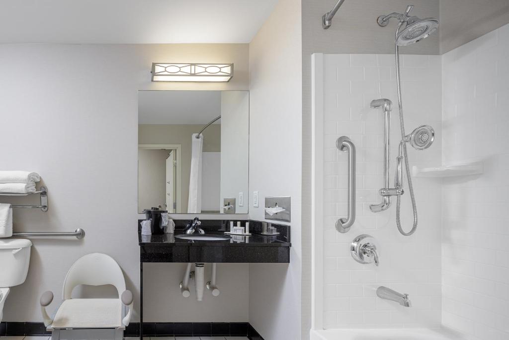 Fairfield Inn and Suites Paducah - image 3