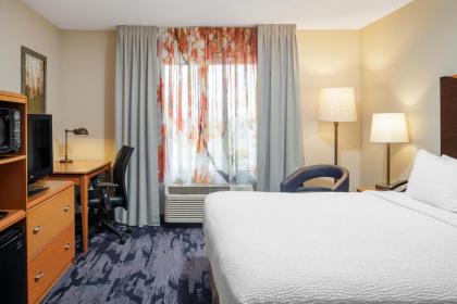 Fairfield Inn and Suites Paducah - image 4