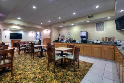 Country Inn & Suites by Radisson Paducah KY - image 4