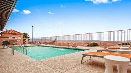 Best Western View of Lake Powell Hotel - image 13