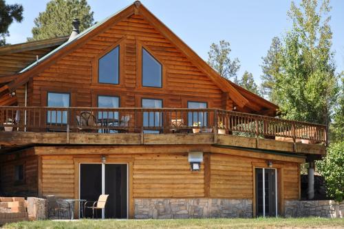 Elkwood Manor Bed & Breakfast - main image