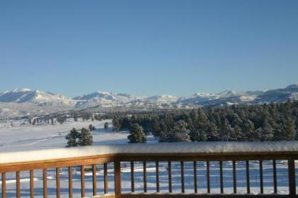 Elkwood Manor Bed & Breakfast - image 5
