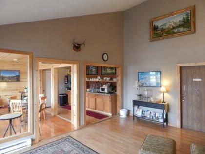 Alpine Inn - image 3