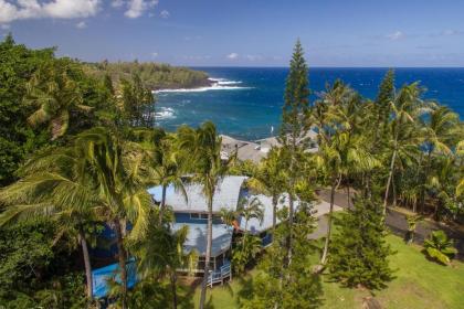 Black Sand Beach House home