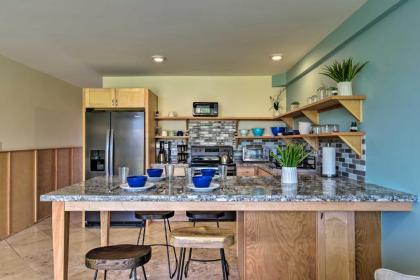 Condo with Lanai-At Beginning of Road to Hana! - image 11