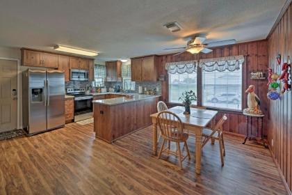 The Crab Trap Palacios House on Matagorda Bay! - image 6