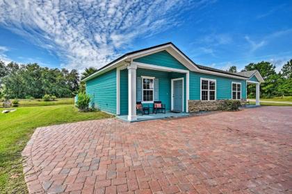 Palatka Pad with Patio and Grill Overlooking Pond