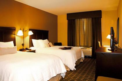 Hampton Inn & Suites Palestine - image 21