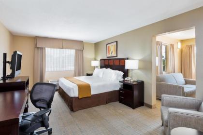 Holiday Inn Express Palestine an IHG Hotel - image 14