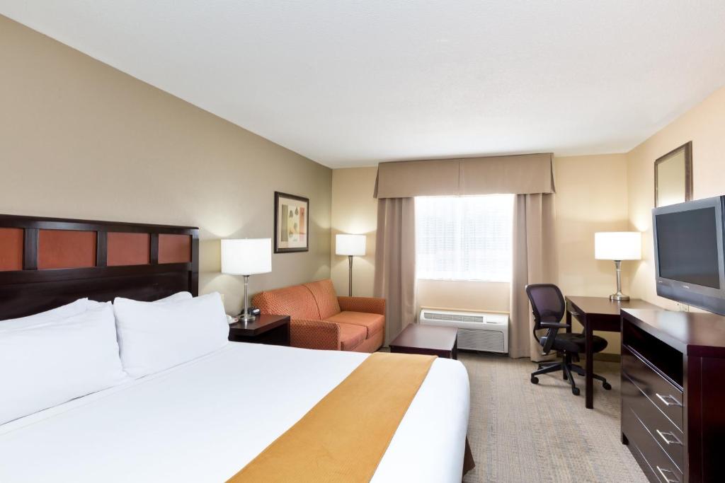 Holiday Inn Express Palestine an IHG Hotel - image 4