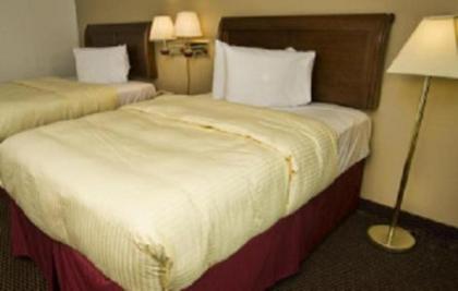 Express Inn & Suites - image 2