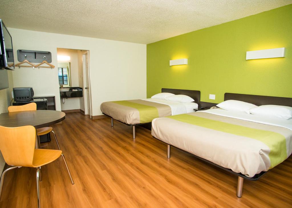 Motel 6-Palestine TX - image 4