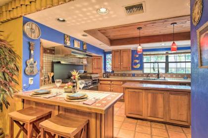Vibrant Palm Bay Tropicana House with Pool! - image 8