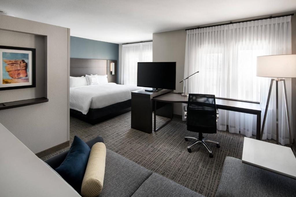 Residence Inn Palm Beach Gardens - image 2