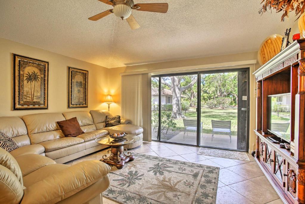 Charming Palm Beach Gardens Home in PGA National! - main image