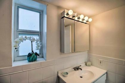 Cozy Palm Beach Gardens Condo with Pool Access! - image 15