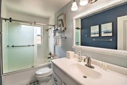 Luxury Getaway in Palm Beach Gardens! - image 15