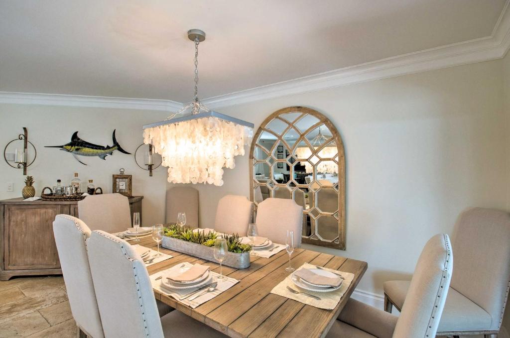 Luxury Getaway in Palm Beach Gardens! - image 5