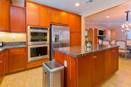 Palm Desert Getaway Villa - image 12
