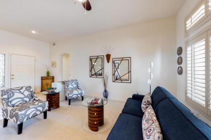 Sun City Resort Villa - image 11