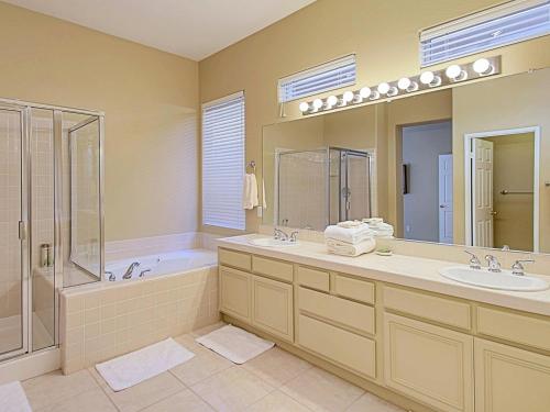 Whitehawk At Palm Desert - image 5
