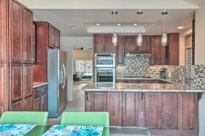 Luxe Desert Retreat with Private Outdoor Oasis! - image 9