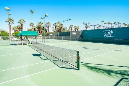 Palm Springs Tennis Club a VRI resort - image 2