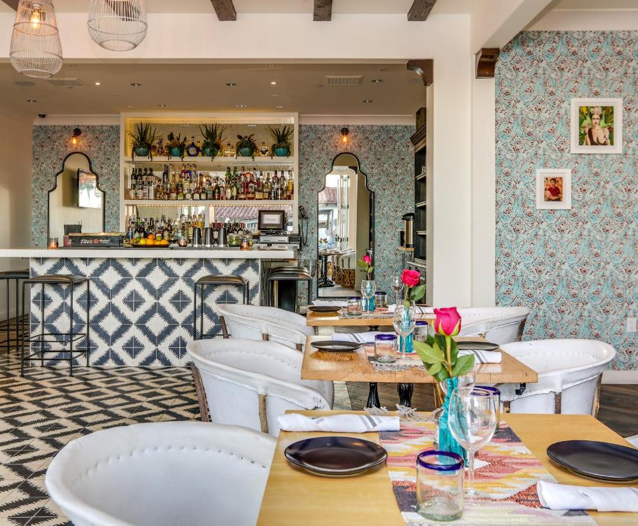 La Serena Villas - Adults Only 21 & Up - image 4