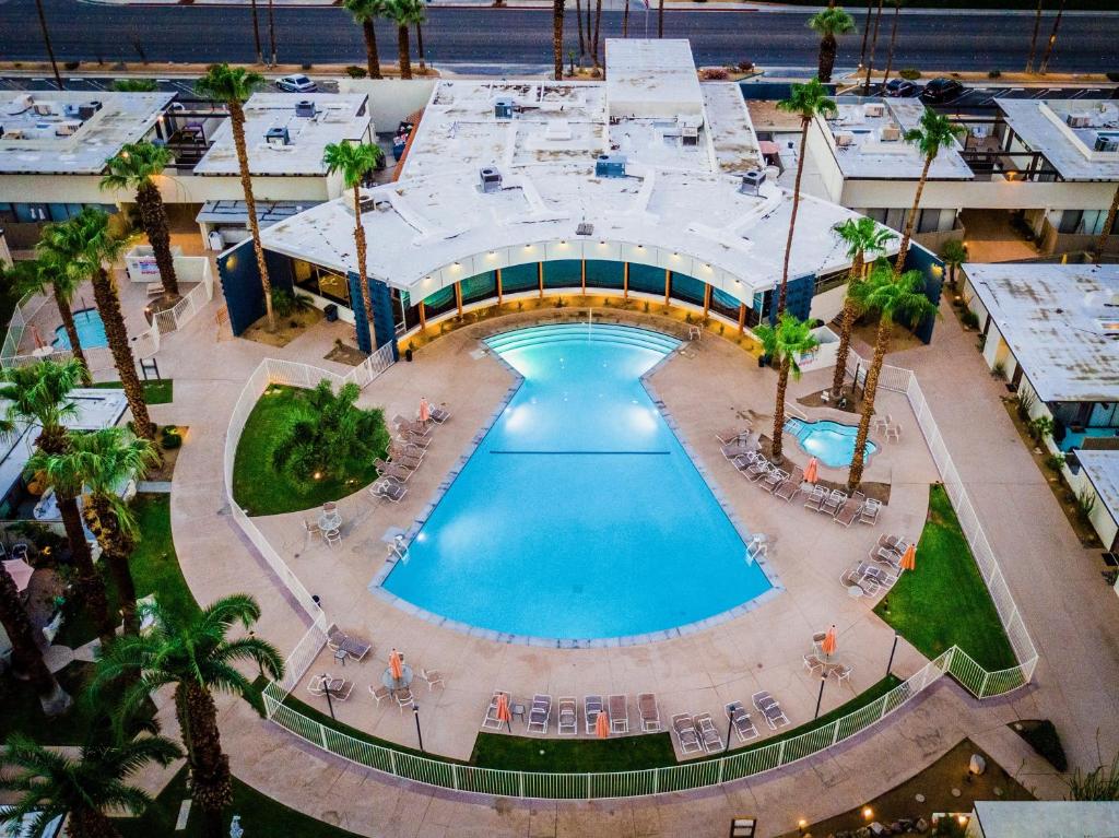 Ocotillo Lodge - main image