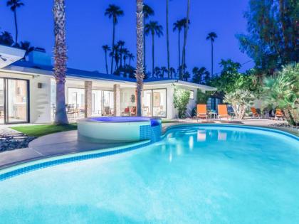 Holiday homes in Palm Springs California