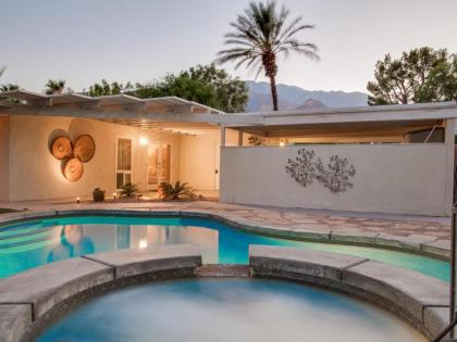 Holiday homes in Palm Springs California