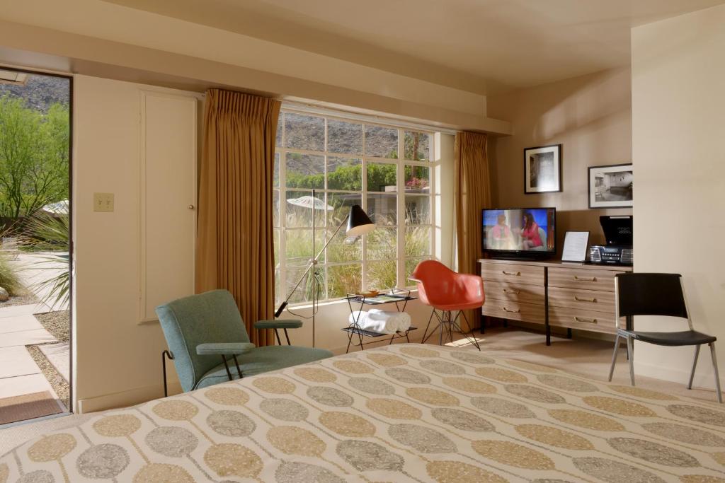 The Hideaway - image 3