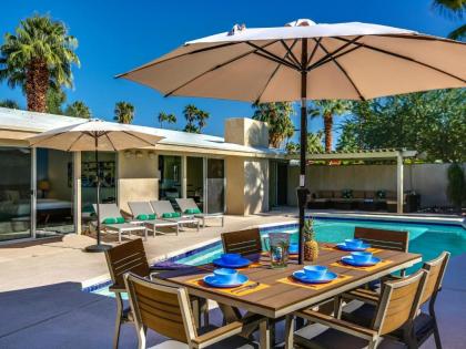 Movie Colony Palms - image 5