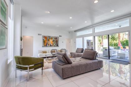 Mountain View Oasis - image 4