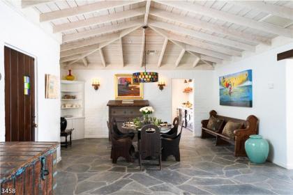 Hinshaw Hideaway - image 15