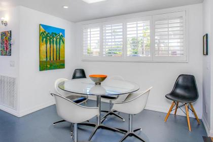 Movie Colony Pool Retreat - image 9