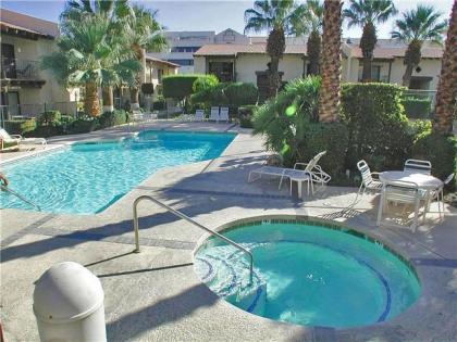 Holiday homes in Palm Springs California