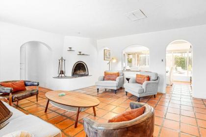 Spanish Hideaway - image 3
