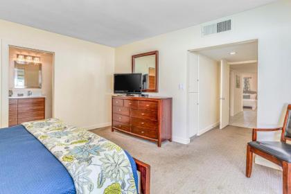 Twin Palms Modern - image 16