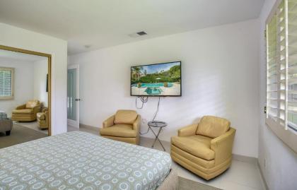South Palm Springs Paradise - image 12