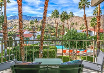 mountain View modern Condo Palm Springs California