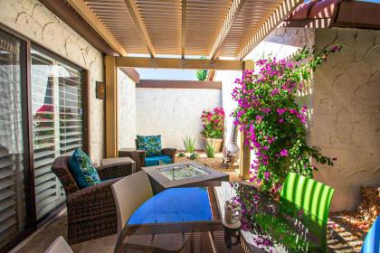 The Miramonte Bungalow - image 16